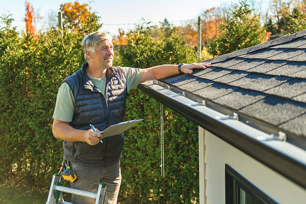 Professional Roofing technician working in Wilton, NH